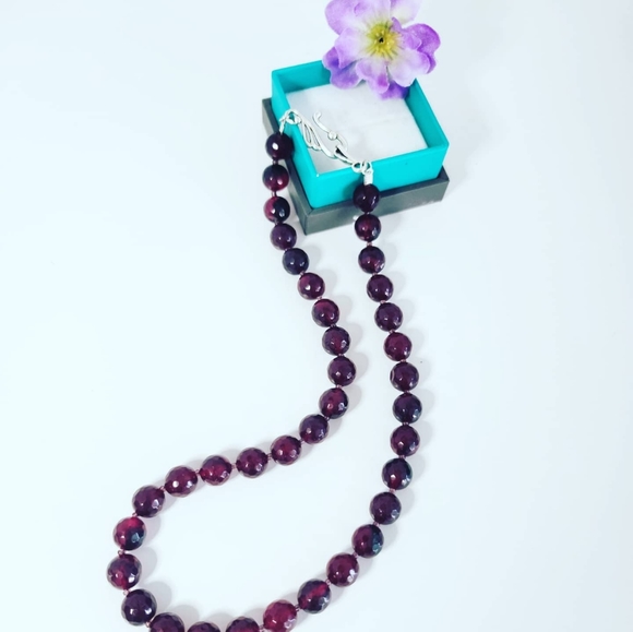 Ruby Quartz faceted beads necklace - Picture 2 of 2